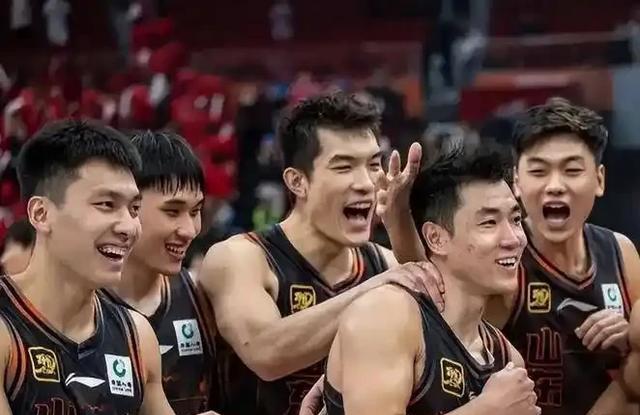 山东男篮报