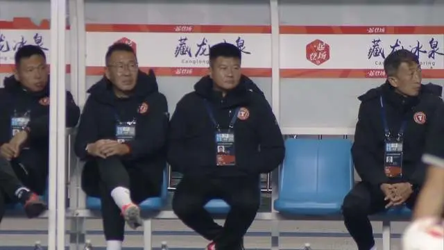 yid, 后防线要注, 这是辽宁铁 yid, 后防线要注, 这是辽宁铁